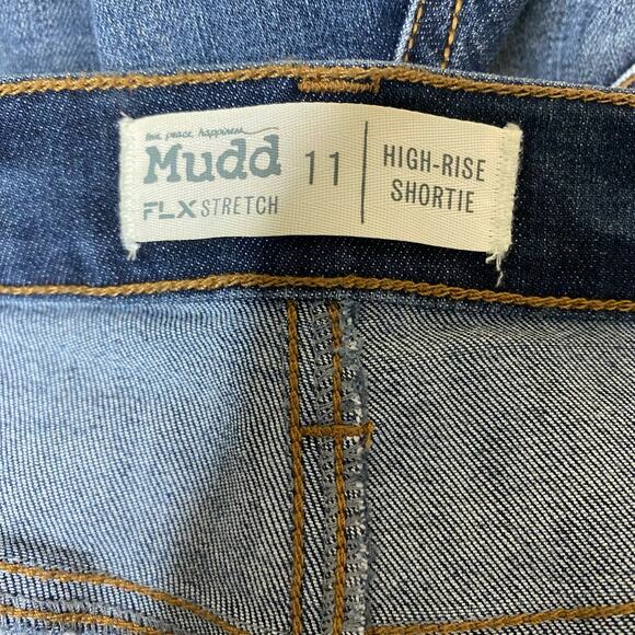 Mudd high waisted distressed lace jean shorts - Picture 4 of 5